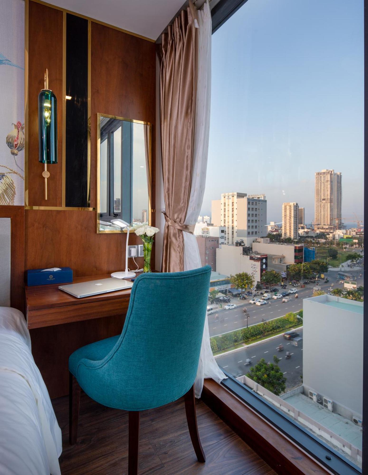 Cn Palace Boutique Hotel & Spa Дананг Экстерьер фото